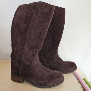 UGG brown boots